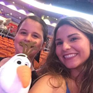 Meet your Posher, Julia